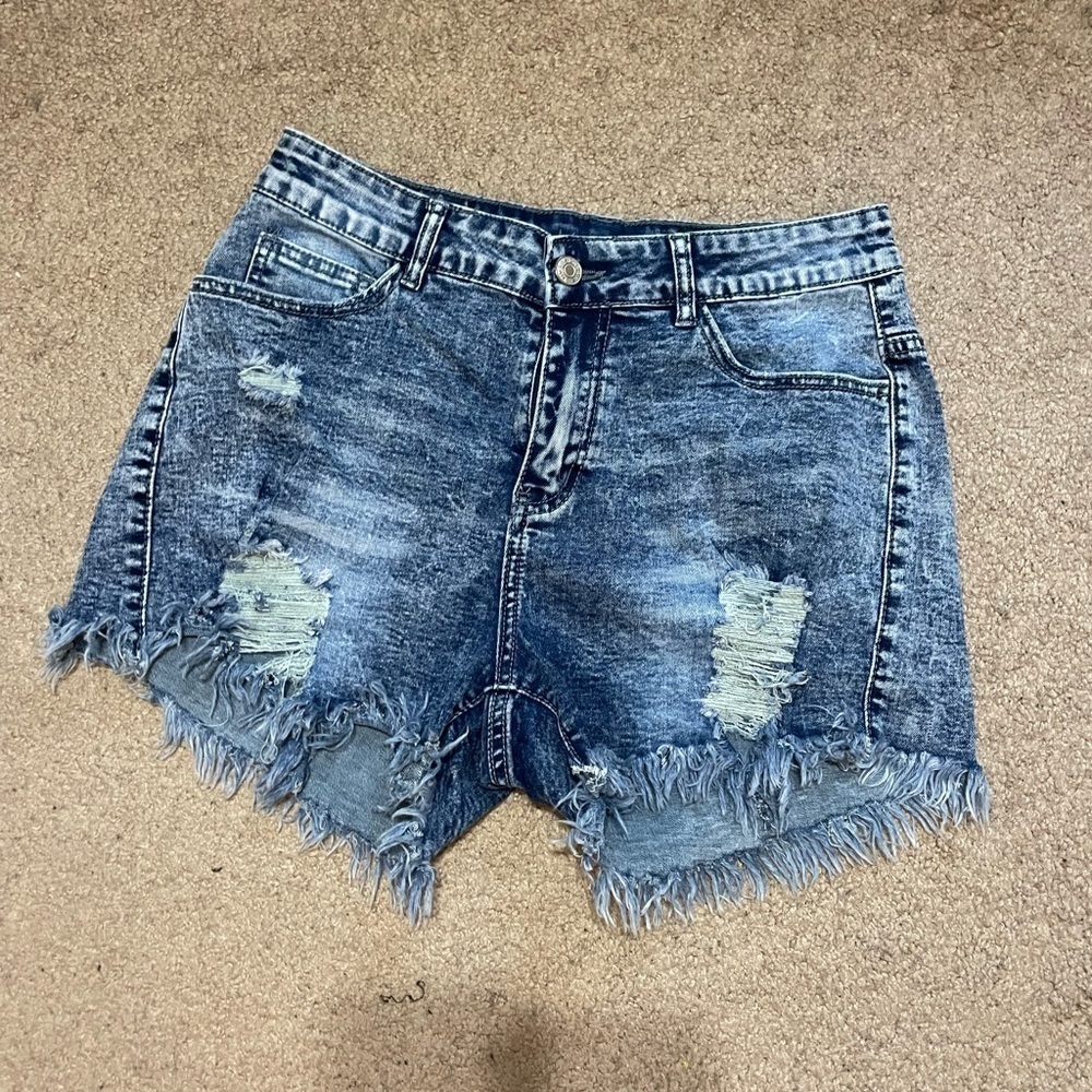 Distressed Jean shorts size Medium